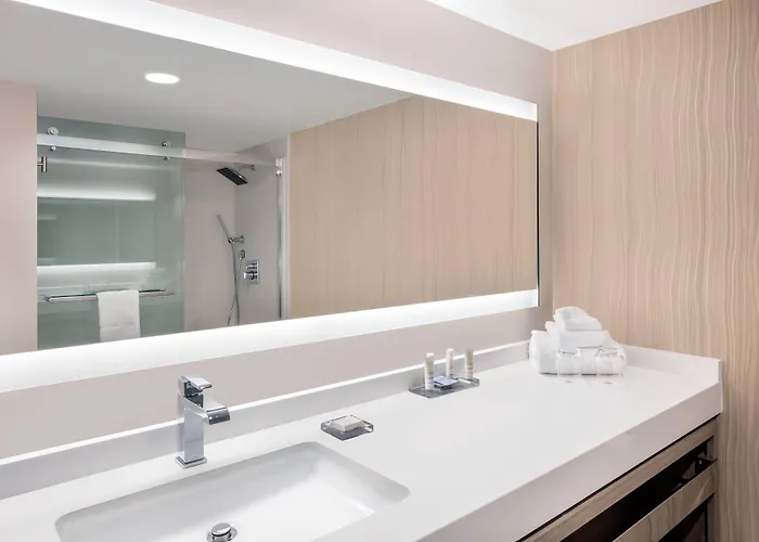 Hotel Marriott Park 3*